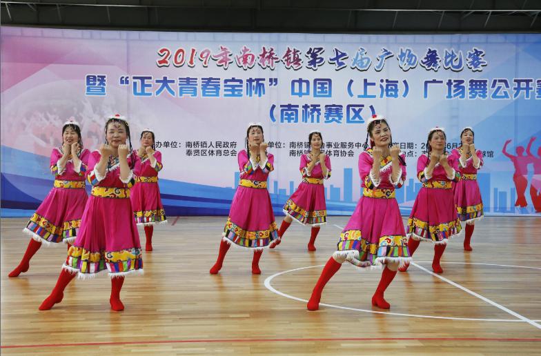 上海市社區(qū)<a href=http://www.yingdedao.com target=_blank class=infotextkey>健身</a>俱樂部 上海市社區(qū)<a href=http://www.yingdedao.com target=_blank class=infotextkey>健身</a>俱樂部