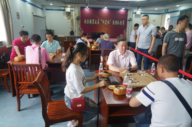 上海市社區(qū)<a href=http://www.yingdedao.com target=_blank class=infotextkey>健身</a>俱樂部