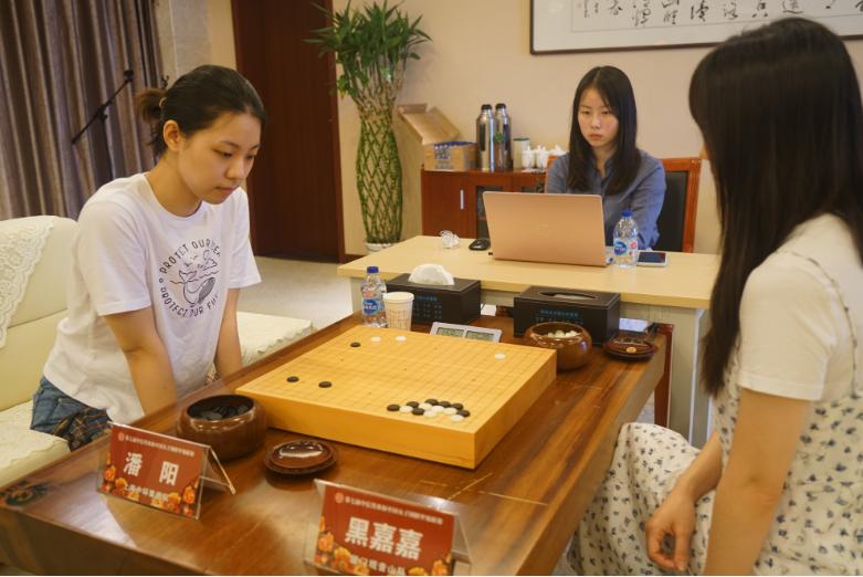 上海市社區(qū)<a href=http://www.yingdedao.com target=_blank class=infotextkey>健身</a>俱樂部