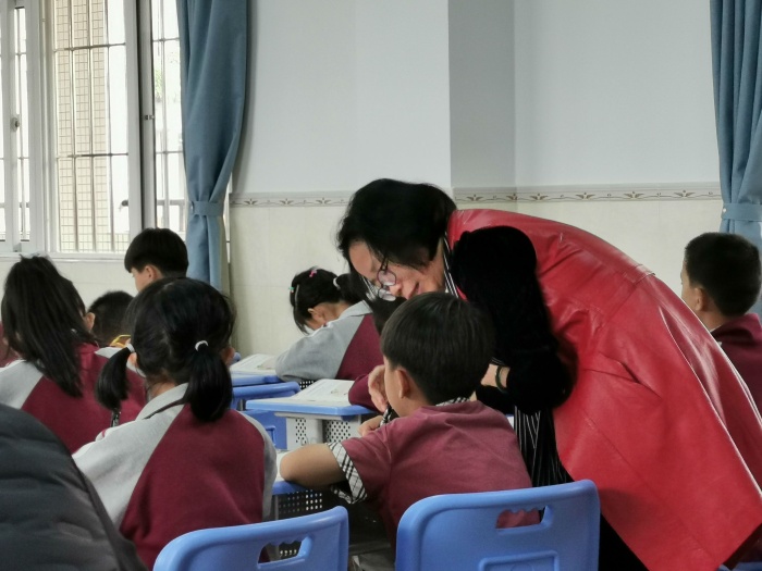 因勢利導(dǎo)，順學(xué)而教