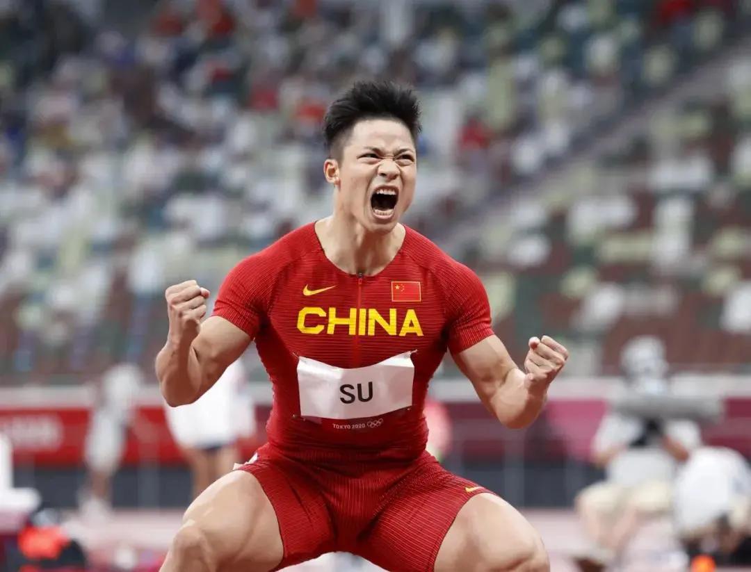 “黑科技”跑道，讓運動員“飛了起來”！-奧運田徑跑道是如何造出來的？