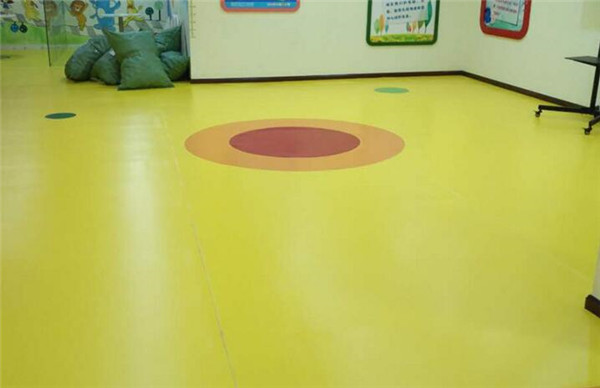 幼兒園<a href=http://www.yingdedao.com target=_blank class=infotextkey>塑膠跑道</a>