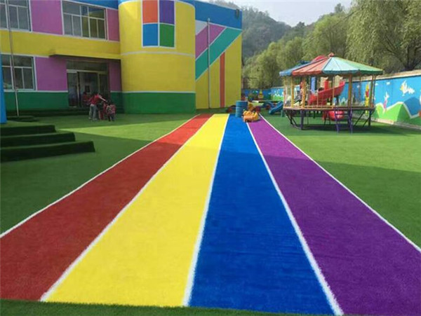 幼兒園<a href=http://www.yingdedao.com target=_blank class=infotextkey>塑膠跑道</a>