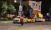 “鬼火”摩托在漁人碼頭深夜“炸街”，市民怒了，交警出手了！