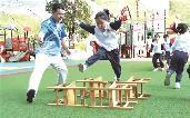 師德標(biāo)兵 甘為人梯育桃李