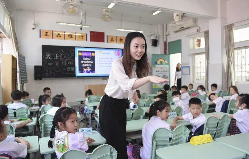 “教師輪崗”十五年，如今政策挺進(jìn)一線城市……