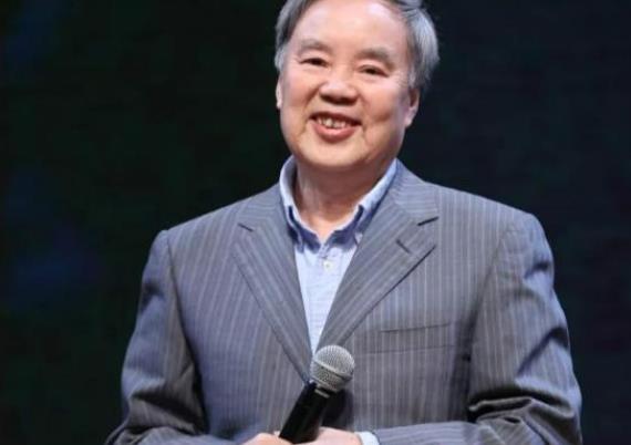 教育部通知，“大語文”時(shí)代正式來臨，英語不再稱霸天下