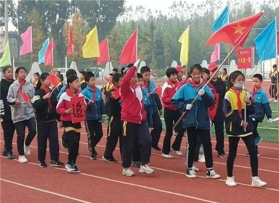 脈動(dòng)金秋，激情飛揚(yáng)！安泰小學(xué)<a href=http://www.yingdedao.com target=_blank class=infotextkey>塑膠跑道</a>啟用典禮暨金秋體育節(jié)活動(dòng)