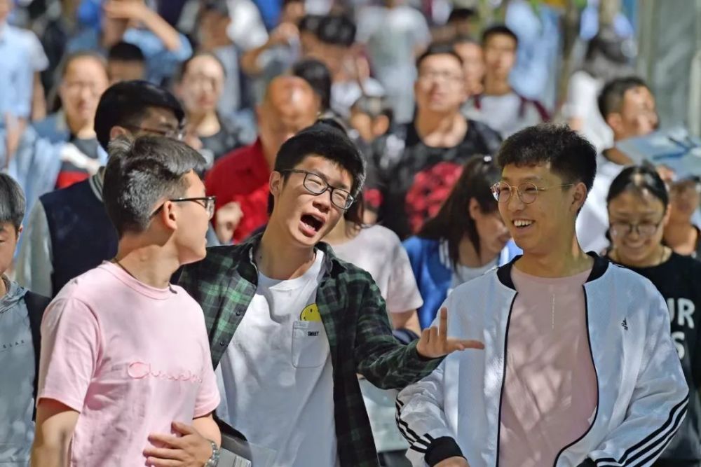 江西發(fā)文！5類人員不得報(bào)名2022年高考，你符合要求嗎？
