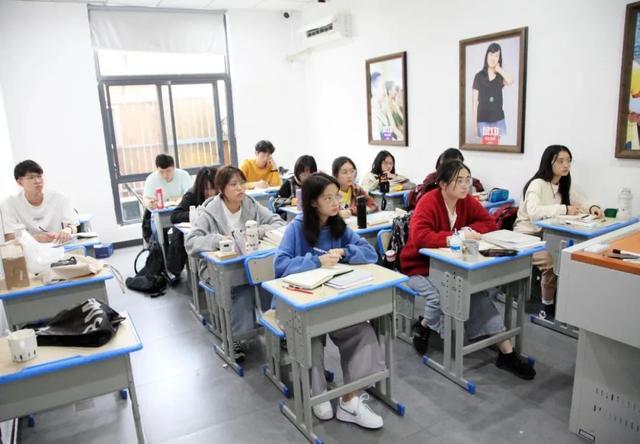 高考不用考英語(yǔ)？嗯！你還可以選考其他5個(gè)語(yǔ)種